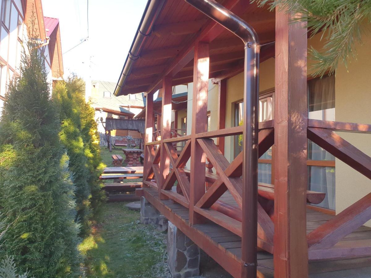 Chalet 888 Cottages Palyanytsya Eksteriør billede
